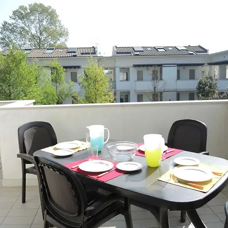 شقة Lovely Flat With Swimming Pool In