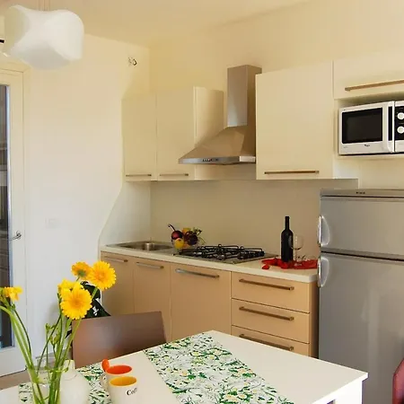 شقة Lovely Flat With Swimming Pool In