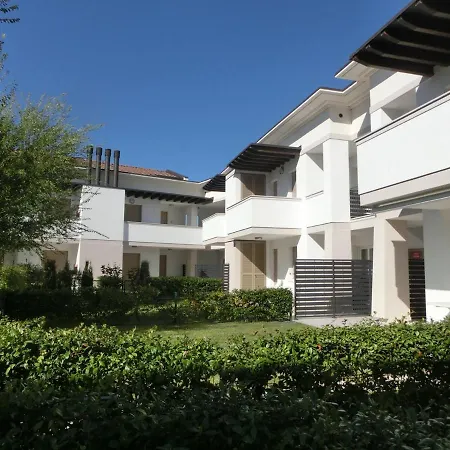 Lovely Flat With Swimming Pool In Bibione