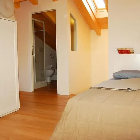 Lovely Flat With Swimming Pool In Apartman *
