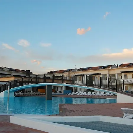 Lovely Flat With Swimming Pool In شقة بيبيوني